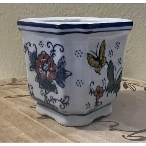 Vintage Chinoiserie Floral Butterflies Ceramic Hand Painted 4" Indoor Planter - Picture 8 of 12
